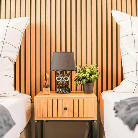 Stylisches Stadtnest Mit Xbox アパート