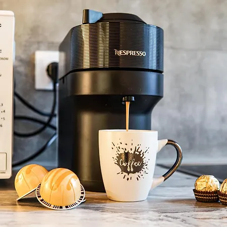 Stylisches Stadtnest Mit Xbox